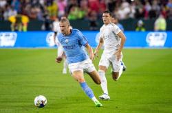 九游网页版 -关于关键时刻多特蒙德再遭质疑——社区盾节点到来；底气十足；训练强度明显提升的信息