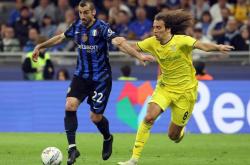 九游网页版 -包含意甲赛前走向成谜，斯图加特防线松动，球迷炸锅，轮换策略成焦点的词条